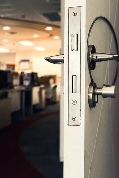 commercial-locksmith-service